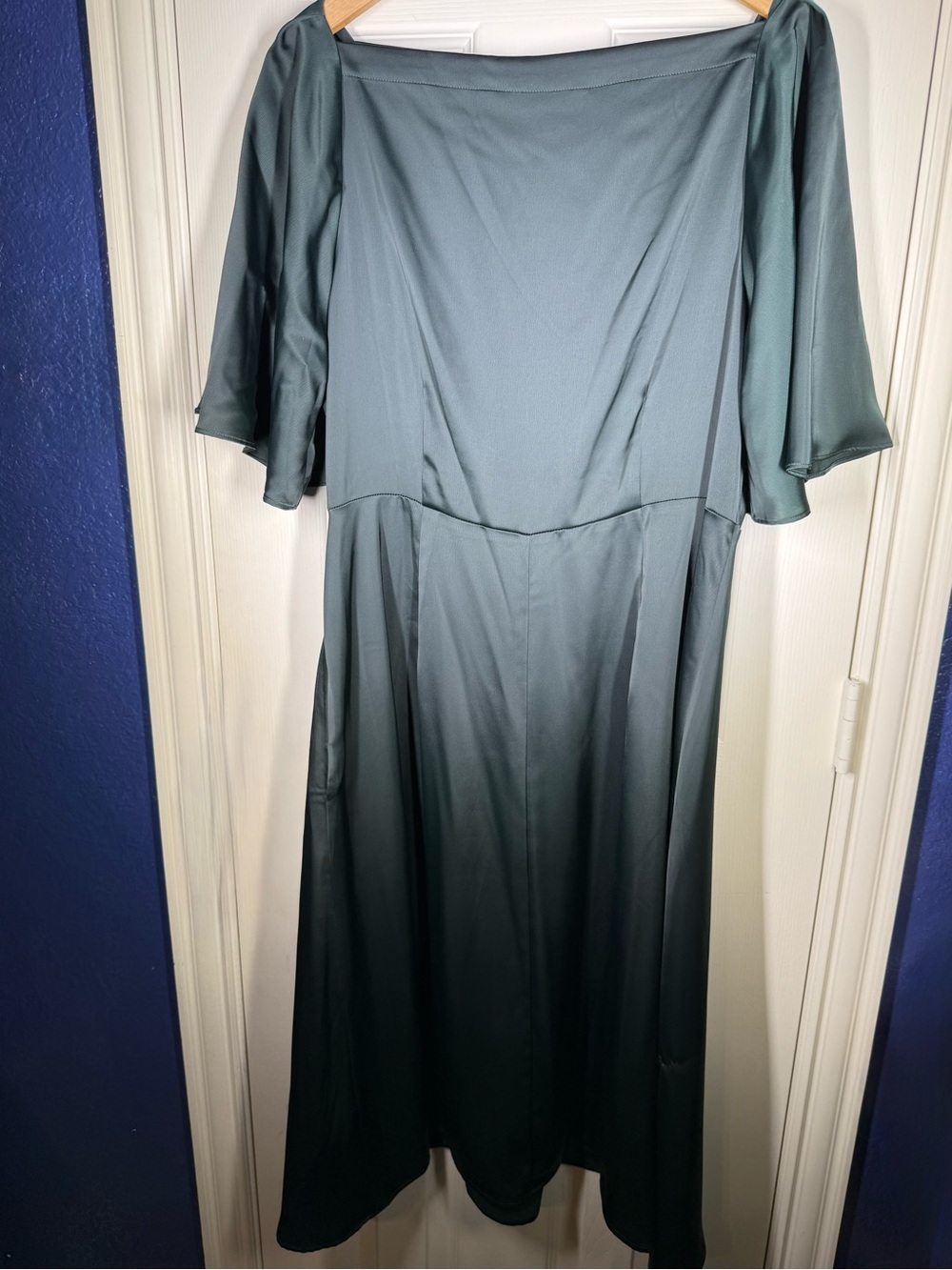 NWT Banana Republic Hunter Green Midi Dress with Flutter Sleeves Sz 16 Orig $120 - Picture 3 of 8
